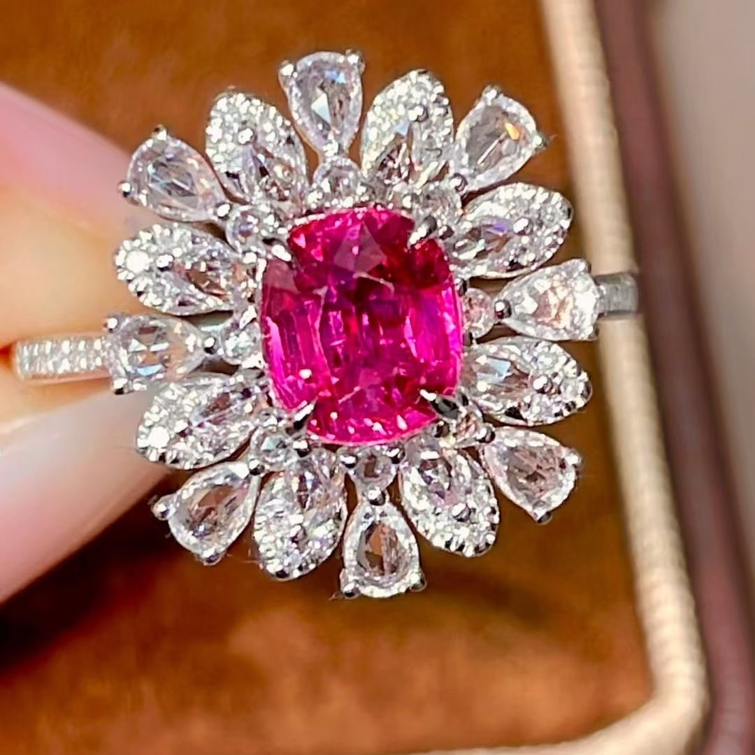 14k Gold 1.1 Ct Natural Ruby & Diamond & Sapphire Ring - 2