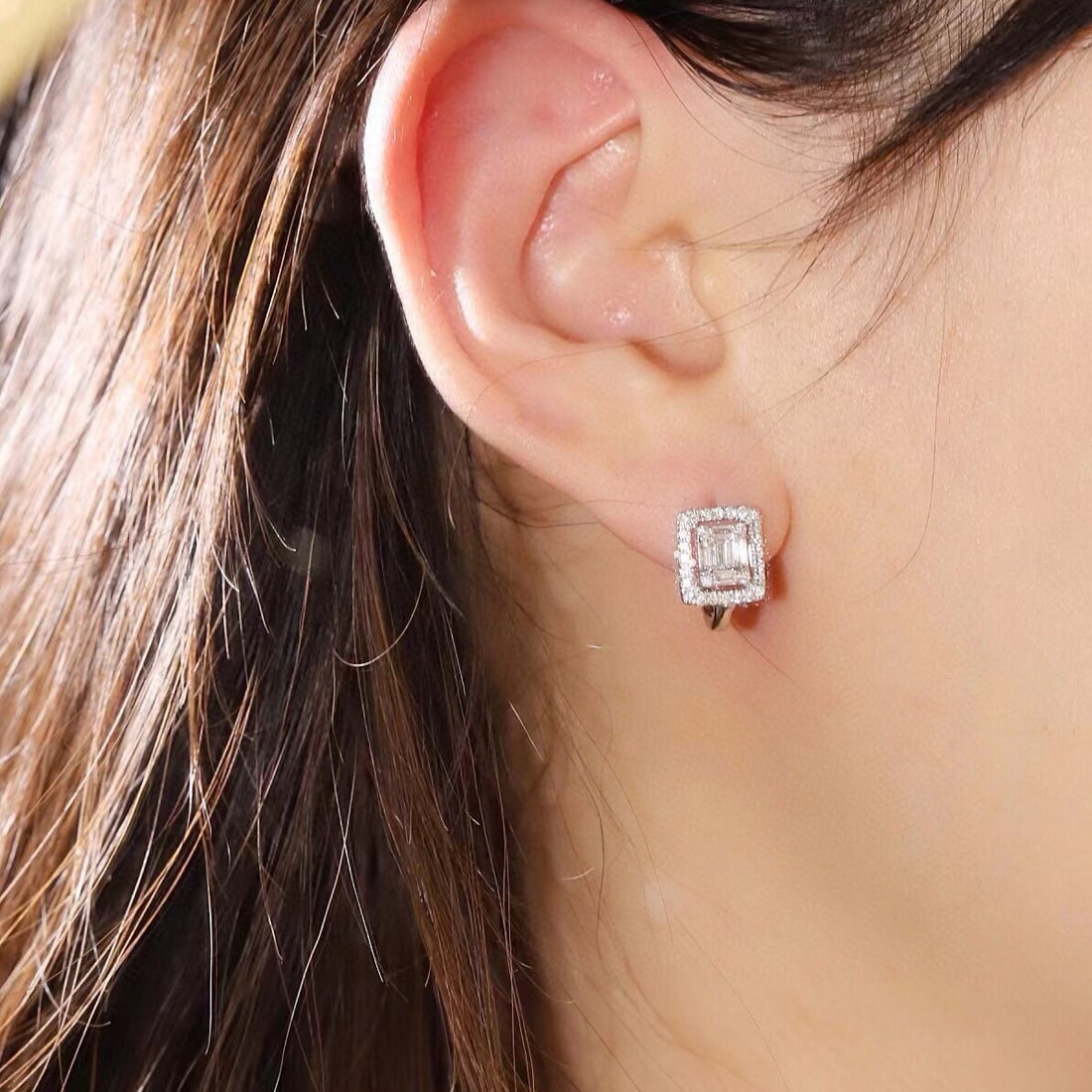 14k Gold 0.6 Ct Natural H Diamond Earrings - 8