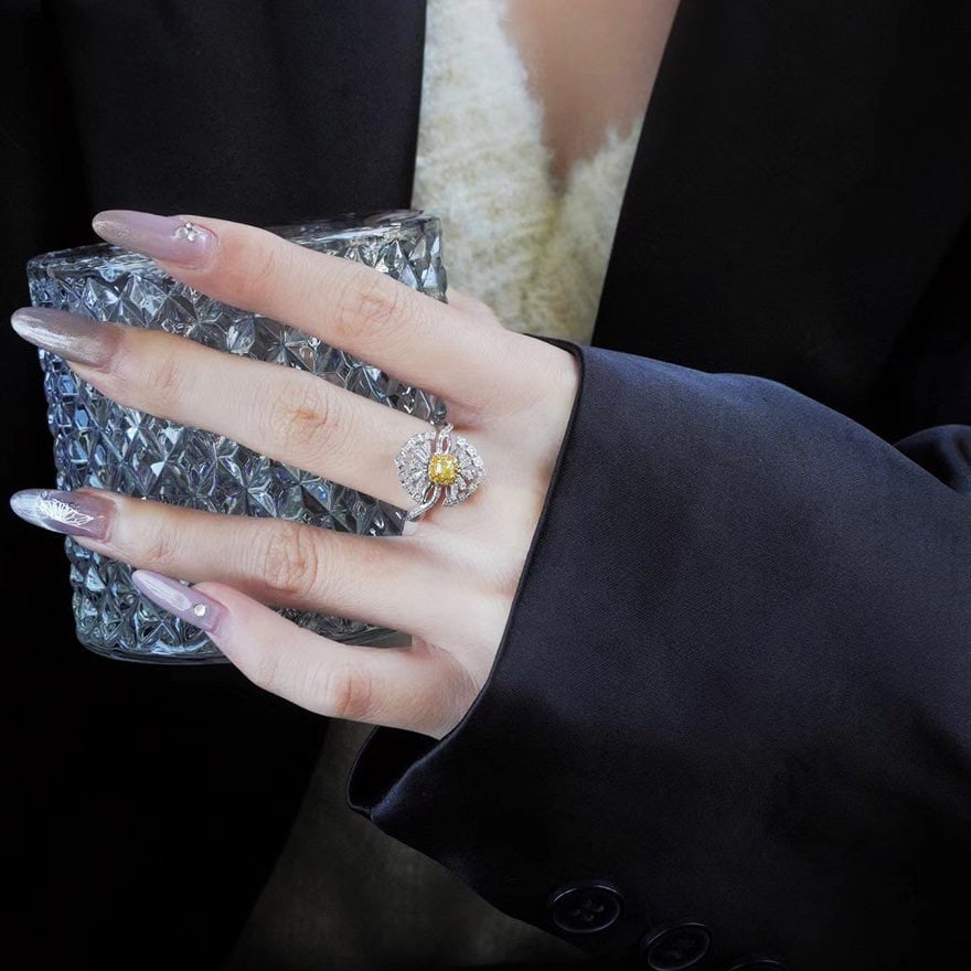 14k Gold 1.00 Ctw Natural Yellow Diamond & Diamond Ring - 4