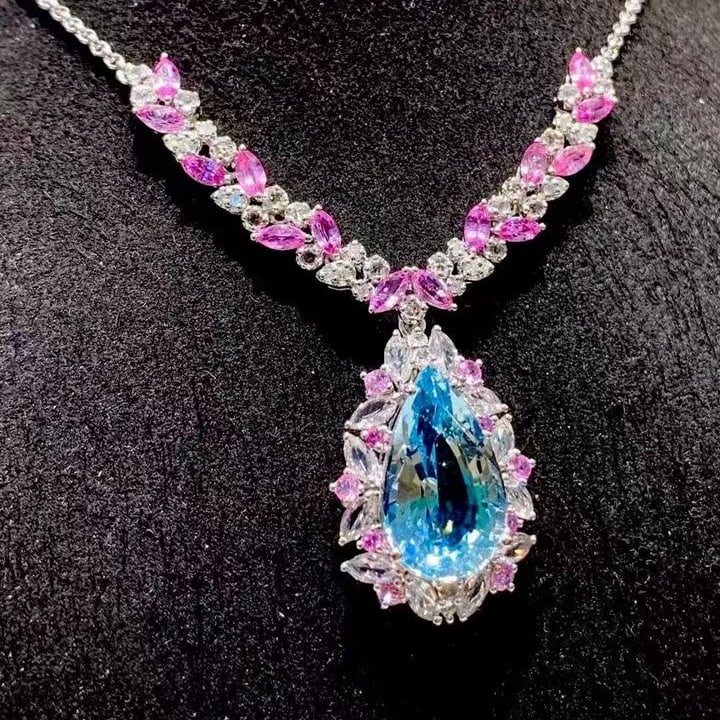 14k Gold 5.29 Ct Natural Aquamarine & Sapphire & Diamond Necklace - 4