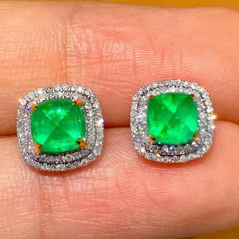 14k Gold 1.9 Ct Natural Emerald & Diamond Earrings - 2