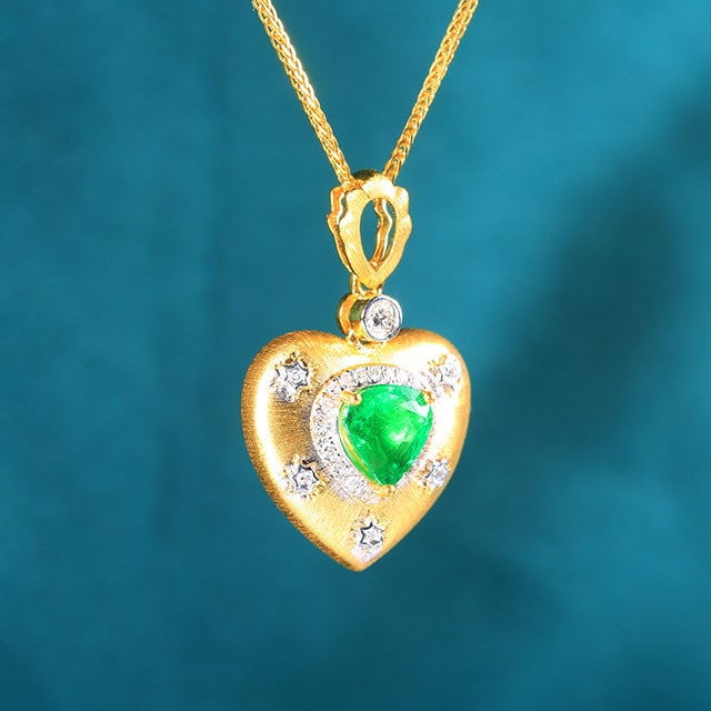 14k Gold 0.76 Ctw Vivid Green Natural Emerald & Diamond Pendant( Without Chain ) - 2