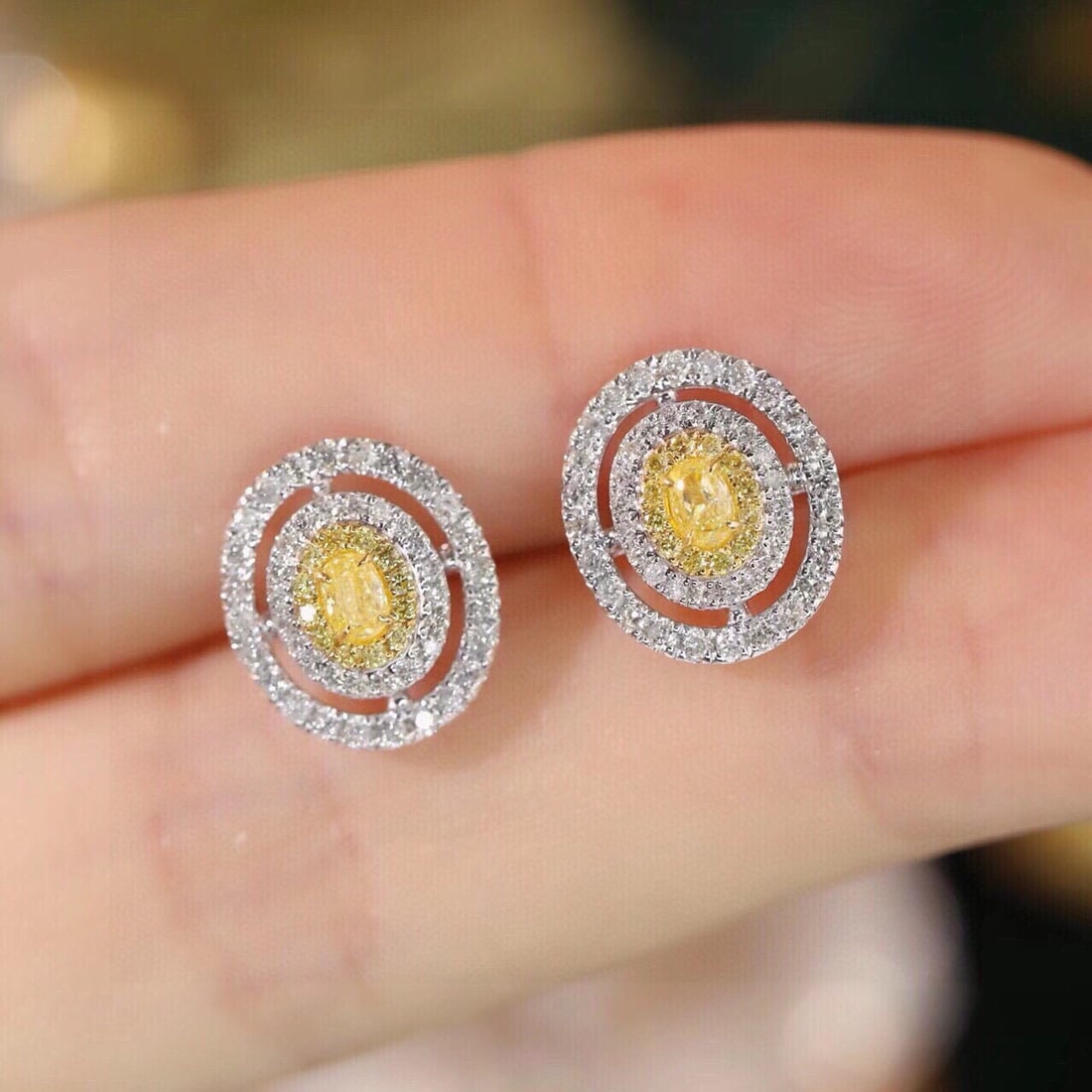 14k Gold 0.70 Ctw Natural Yellow Diamond & Diamond Earrings - 5