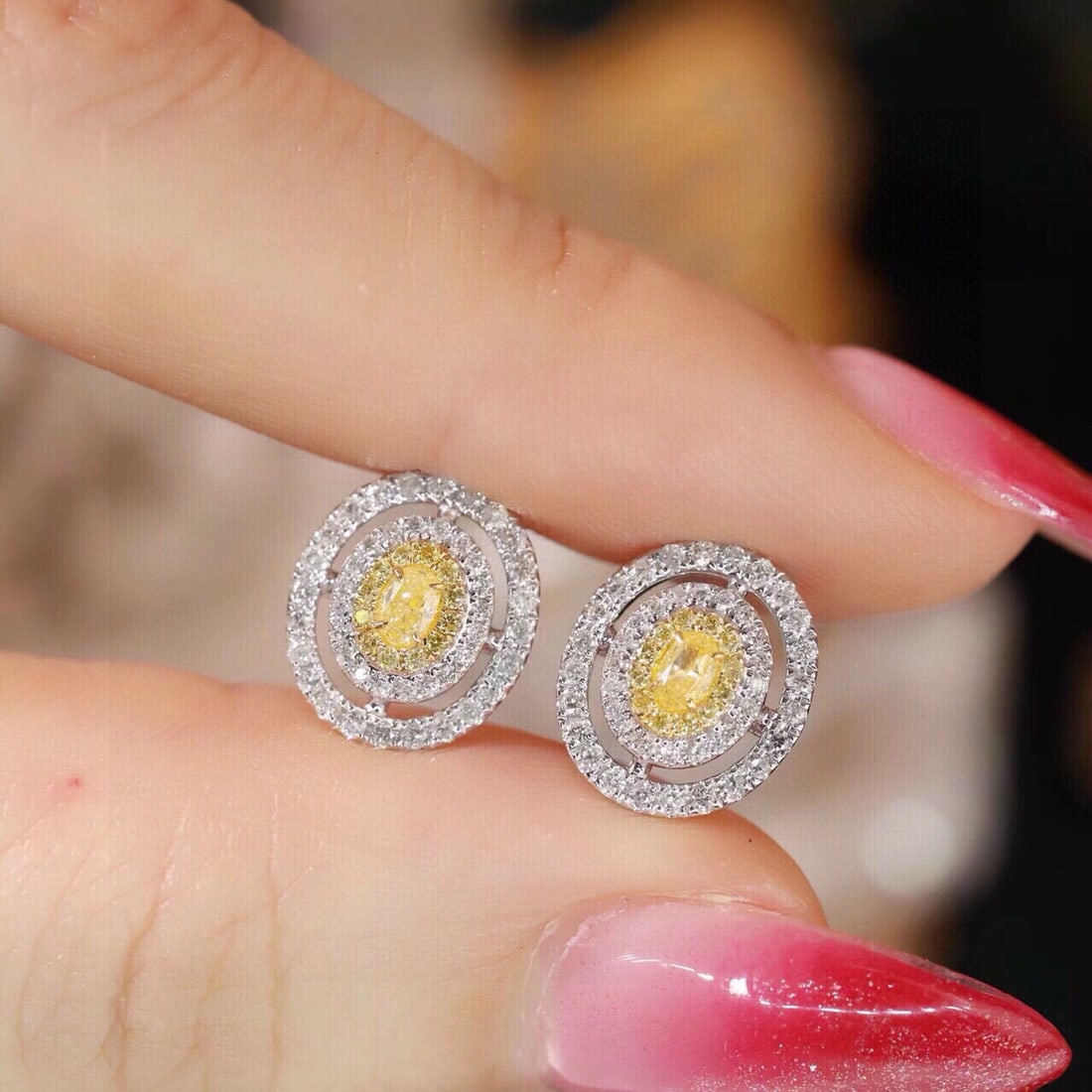 14k Gold 0.70 Ctw Natural Yellow Diamond & Diamond Earrings - 7