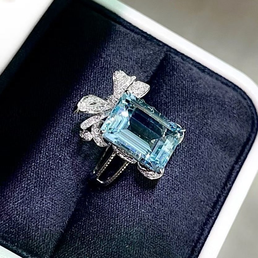 14k Gold 7.22 Ct Natural Aquamarine & Diamond Ring - 5