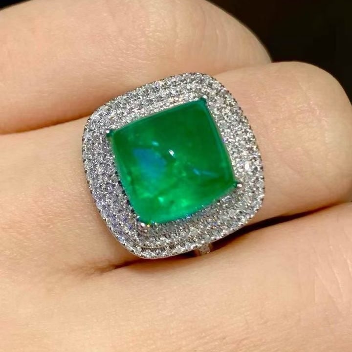 14k Gold 6.01 Ct Natural Emerald & Diamond Ring - 4