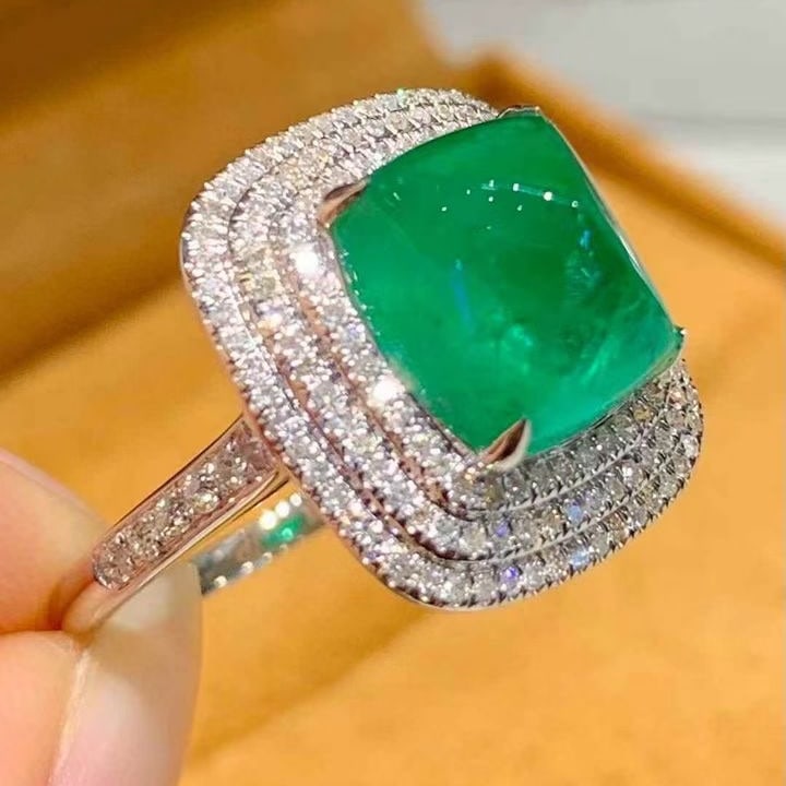 14k Gold 4.35 Ct Natural Emerald & Diamond Ring - 3