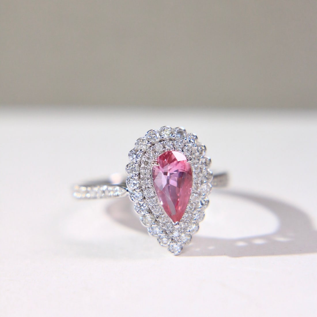 14k Gold 1.49 Ctw Natural Padparadscha Sapphire & Diamond Ring - 2