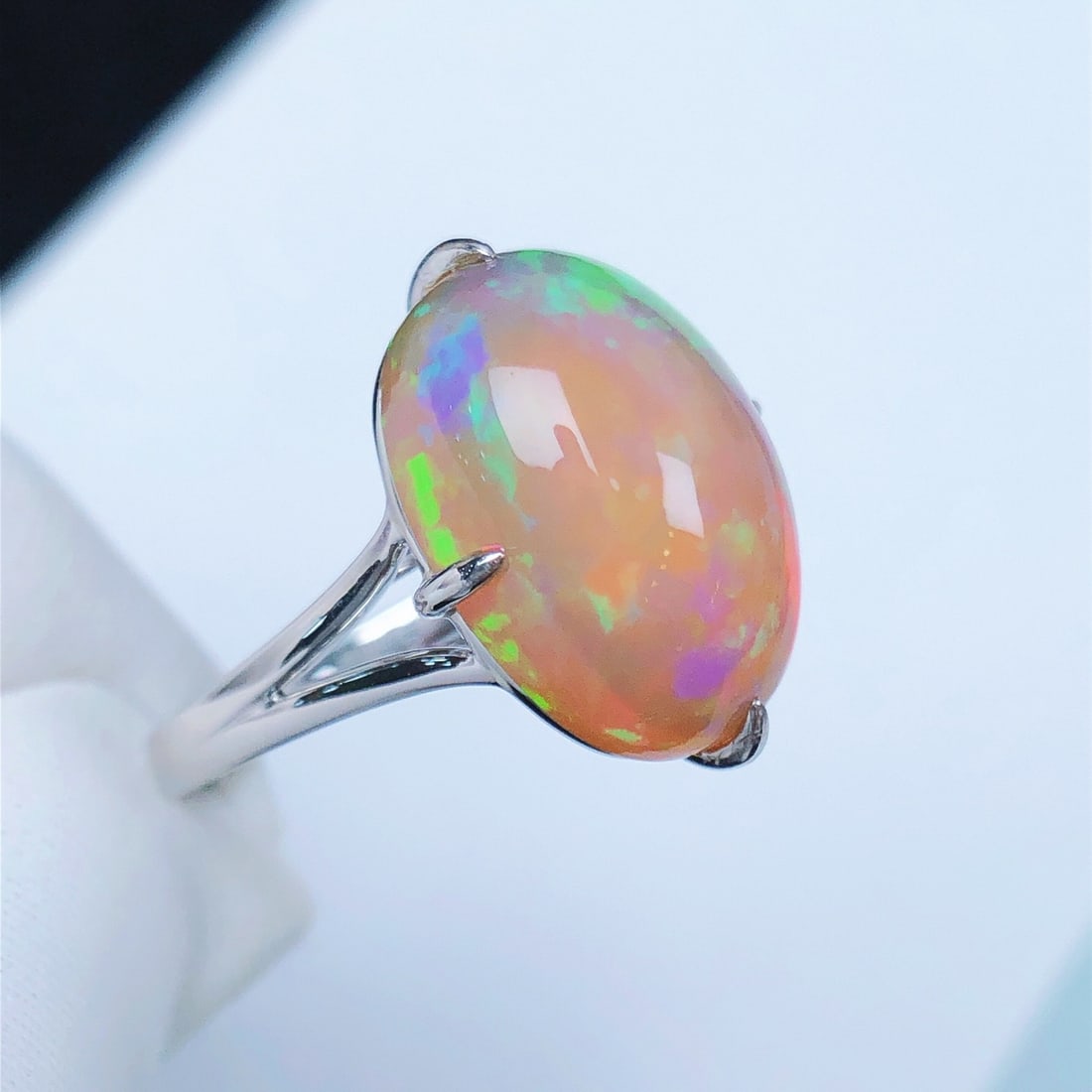 14k Gold 7.21 Ct Natural Opal Ring - 2