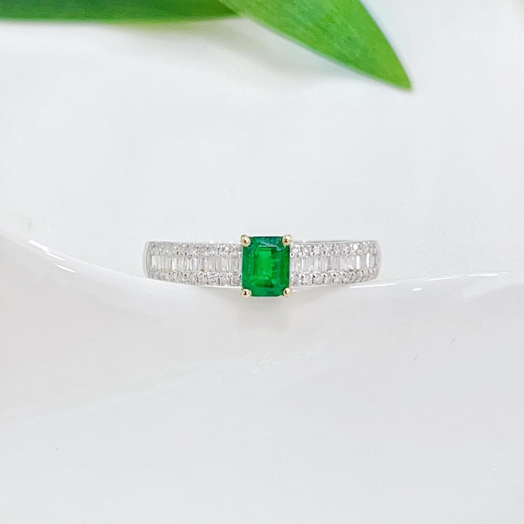 14k Gold 0.48 Ctw Natural Emerald & Diamond Ring - 4