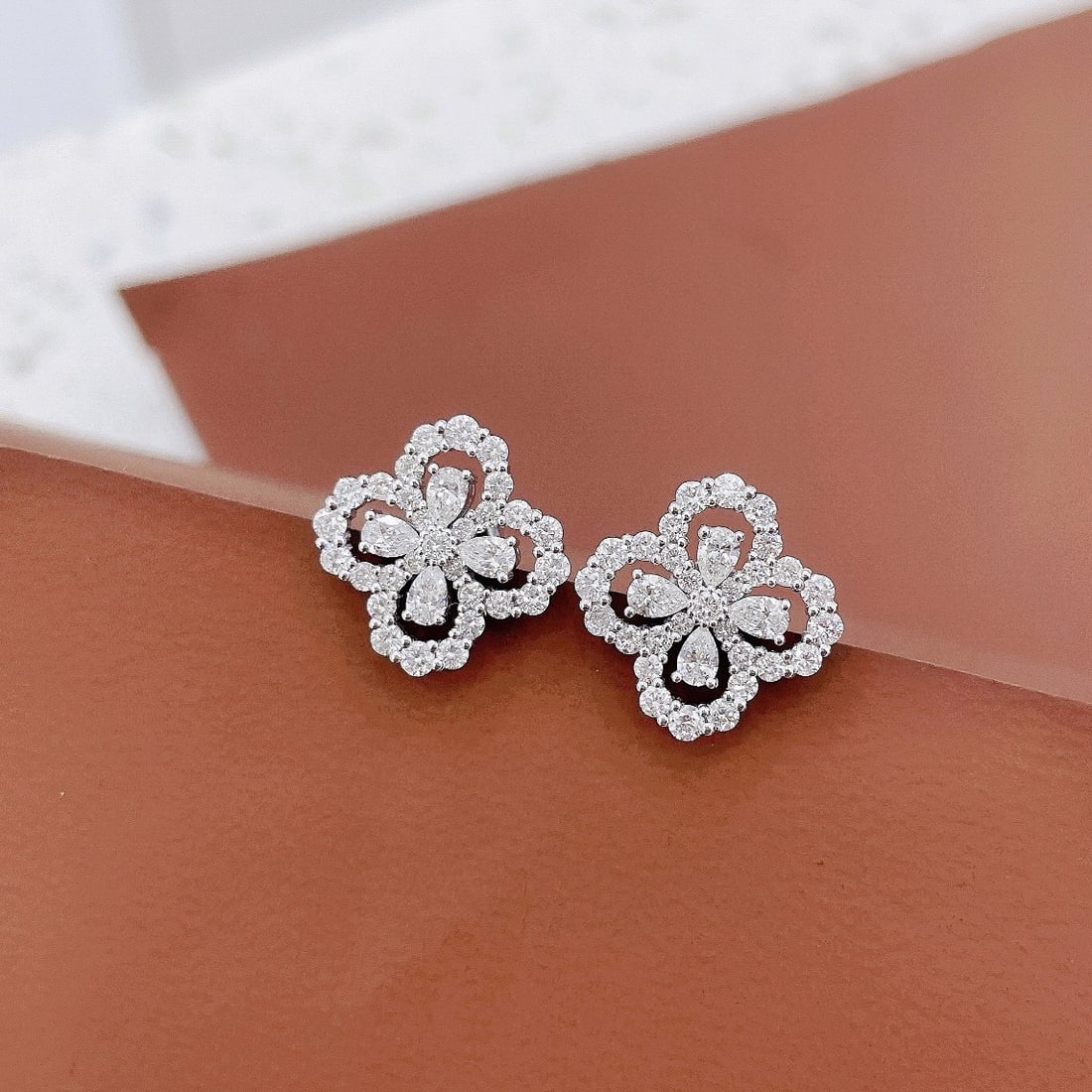 14k Gold 1.42 Ctw Natural H Diamond Earrings - 4