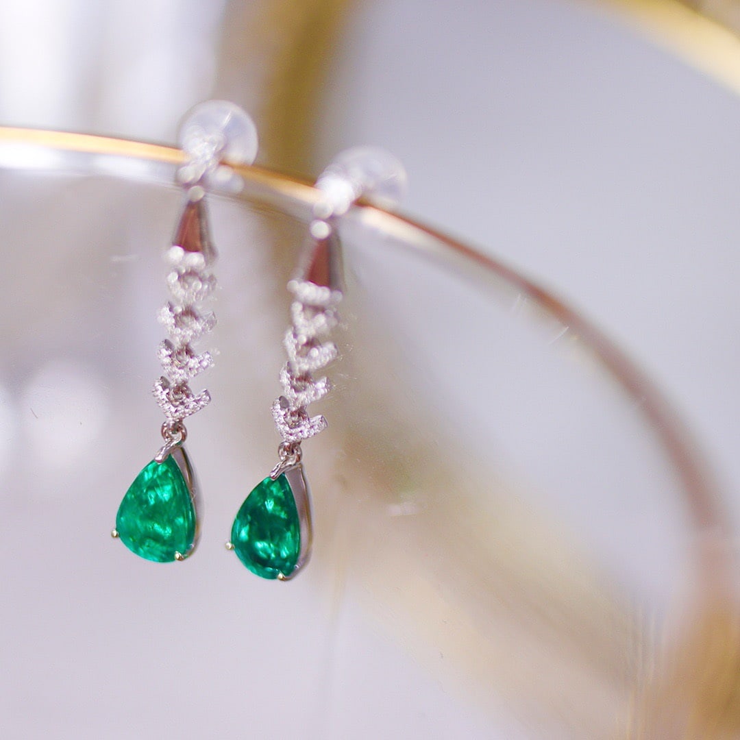 14k Gold 3.12 Ctw Natural Emerald & Diamond Earrings - 2