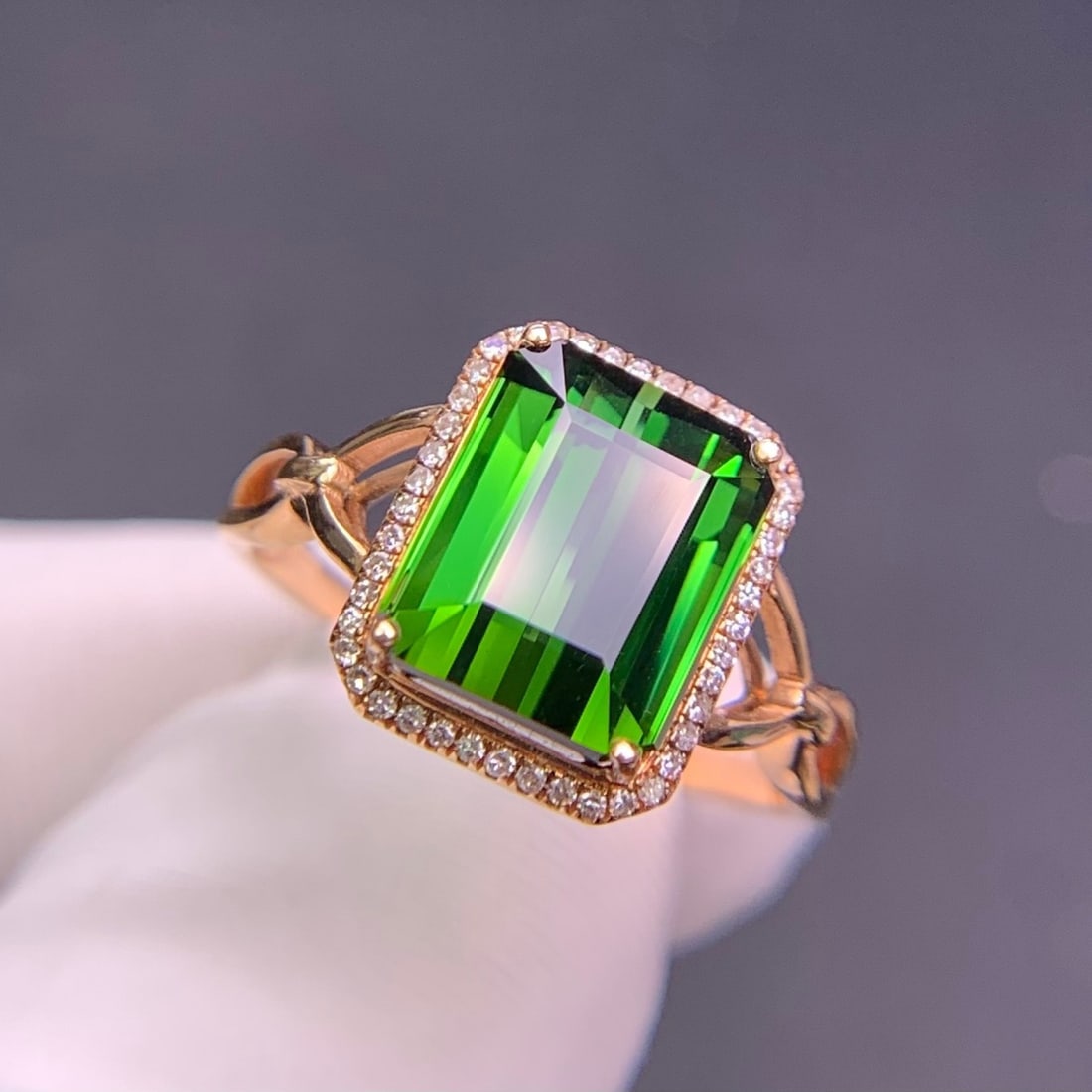 14k Gold 3.9 Ct Natural Tourmaline & Diamond Ring - 4