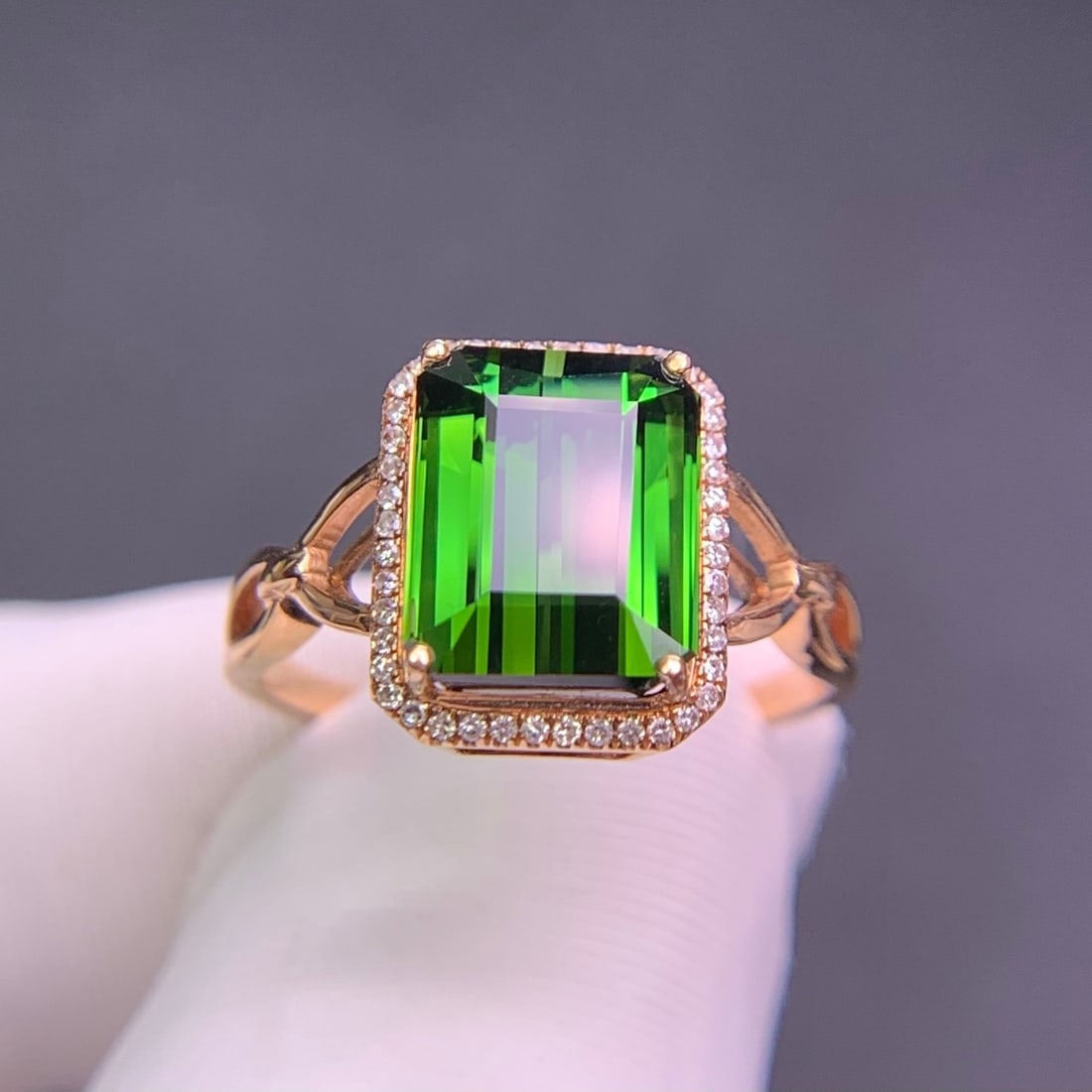 14k Gold 3.9 Ct Natural Tourmaline & Diamond Ring - 9