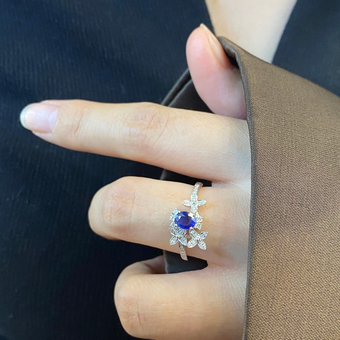 14k Gold 0.55 Ctw Natural Sapphire & Diamond Ring - 5