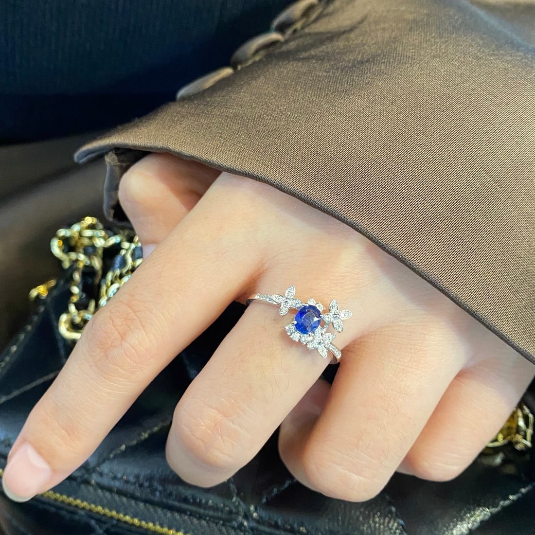 14k Gold 0.55 Ctw Natural Sapphire & Diamond Ring - 6