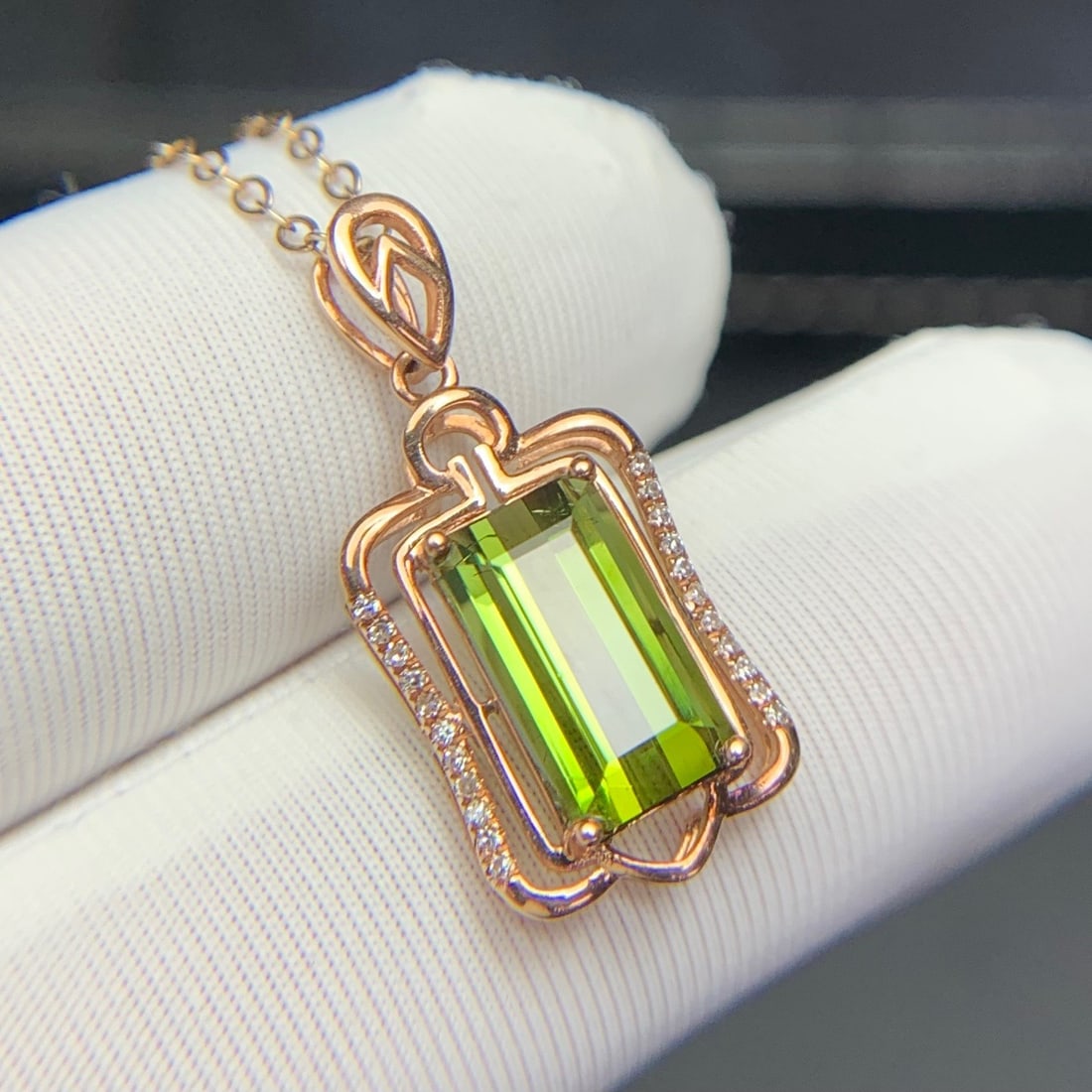 14k Gold 2.6 Ct Natural Tourmaline & Diamond Pendant( Without Chain ) - 3