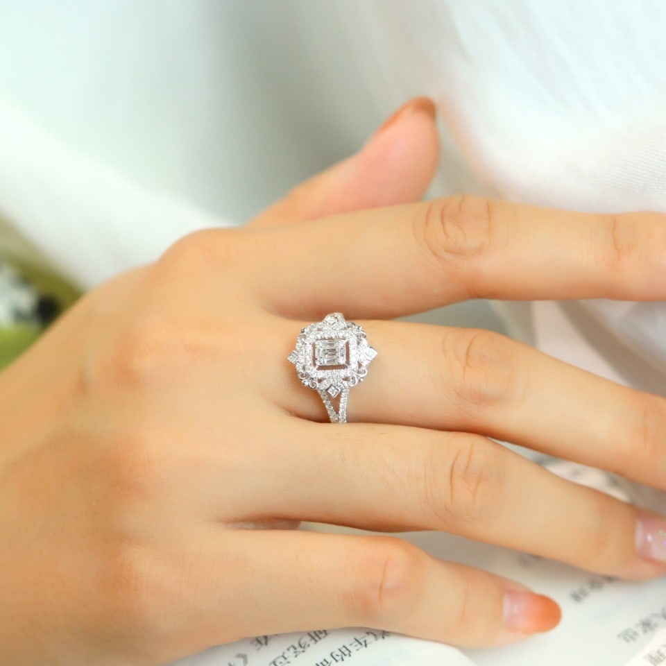 14k Gold 0.65 Ct Natural H Diamond Ring - 6