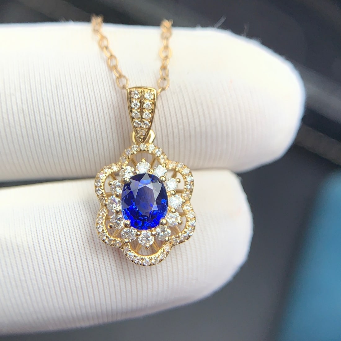 14k Gold 0.6 Ct Natural Sapphire & Diamond Pendant( Without Chain ) - 7
