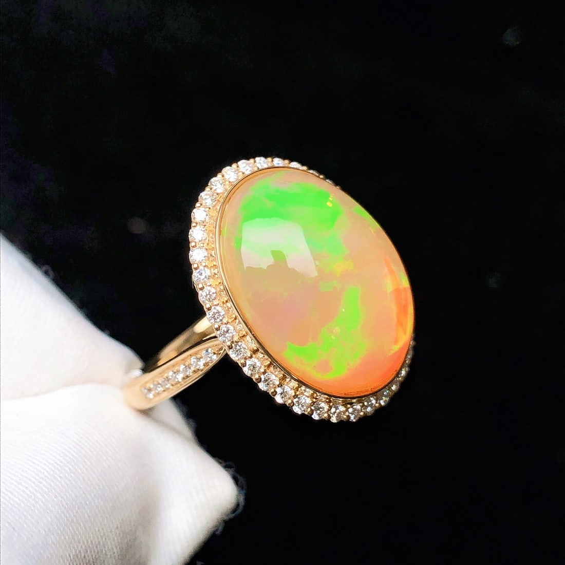 14k Gold 6.13 Ctw Natural Opal & Diamond Ring - 2