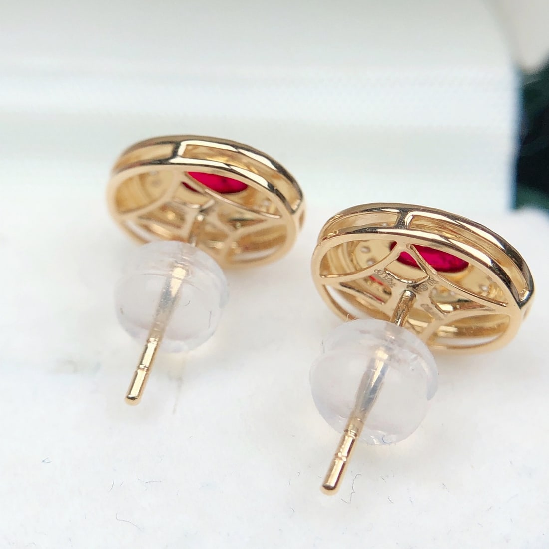 14k Gold 0.57 Ctw Natural Ruby & Diamond Earrings - 5