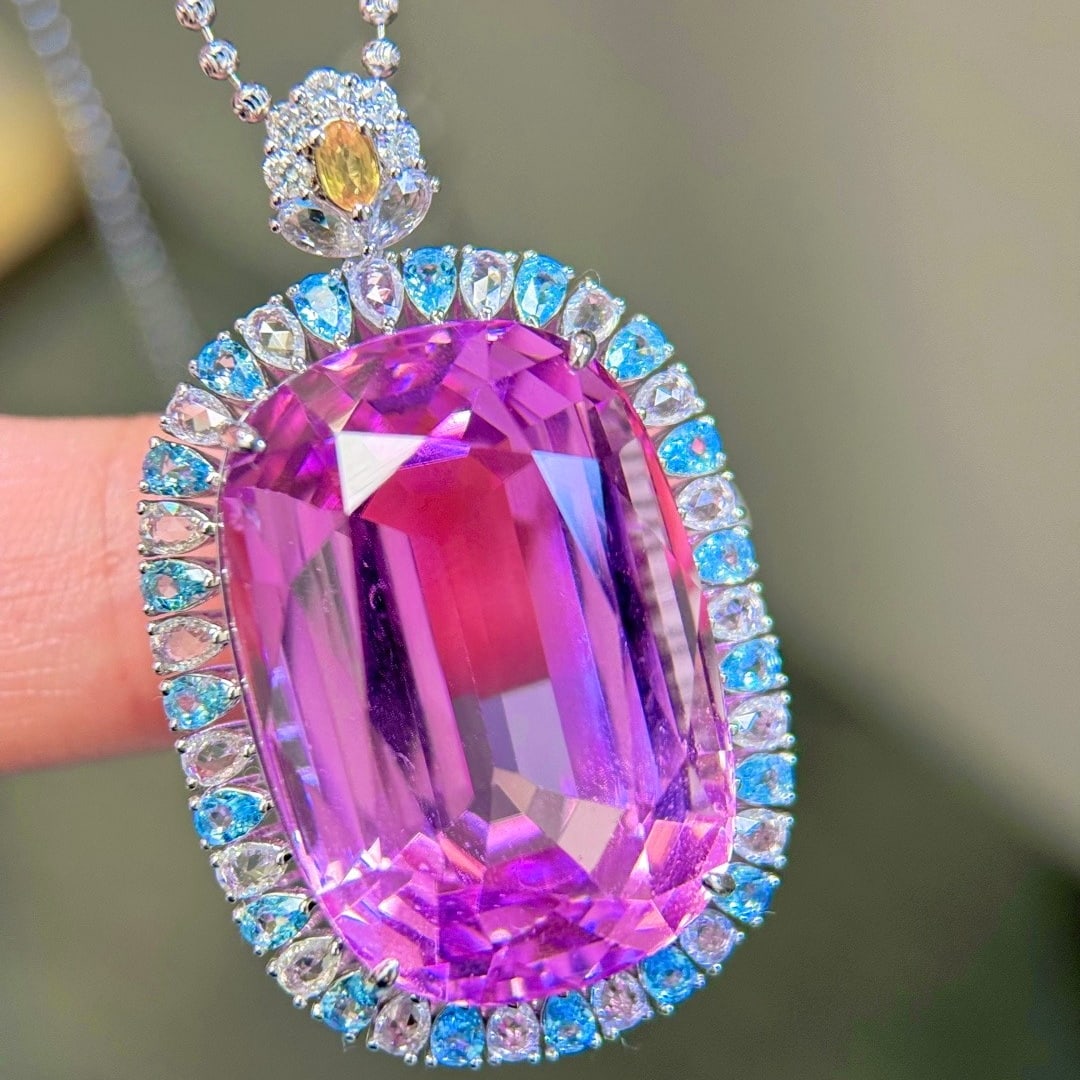 14k Gold 53.27 Ctw Natural Kunzite & Gem Pendant( Without Chain ): Ref:231130090 // gold content:14k gold // main gemstone:kunzite // shape:cushion // carat weight:48. 60ct // color:purple // treatment:natural // // adjacent gemstone 2 : gem // shape:multiple //