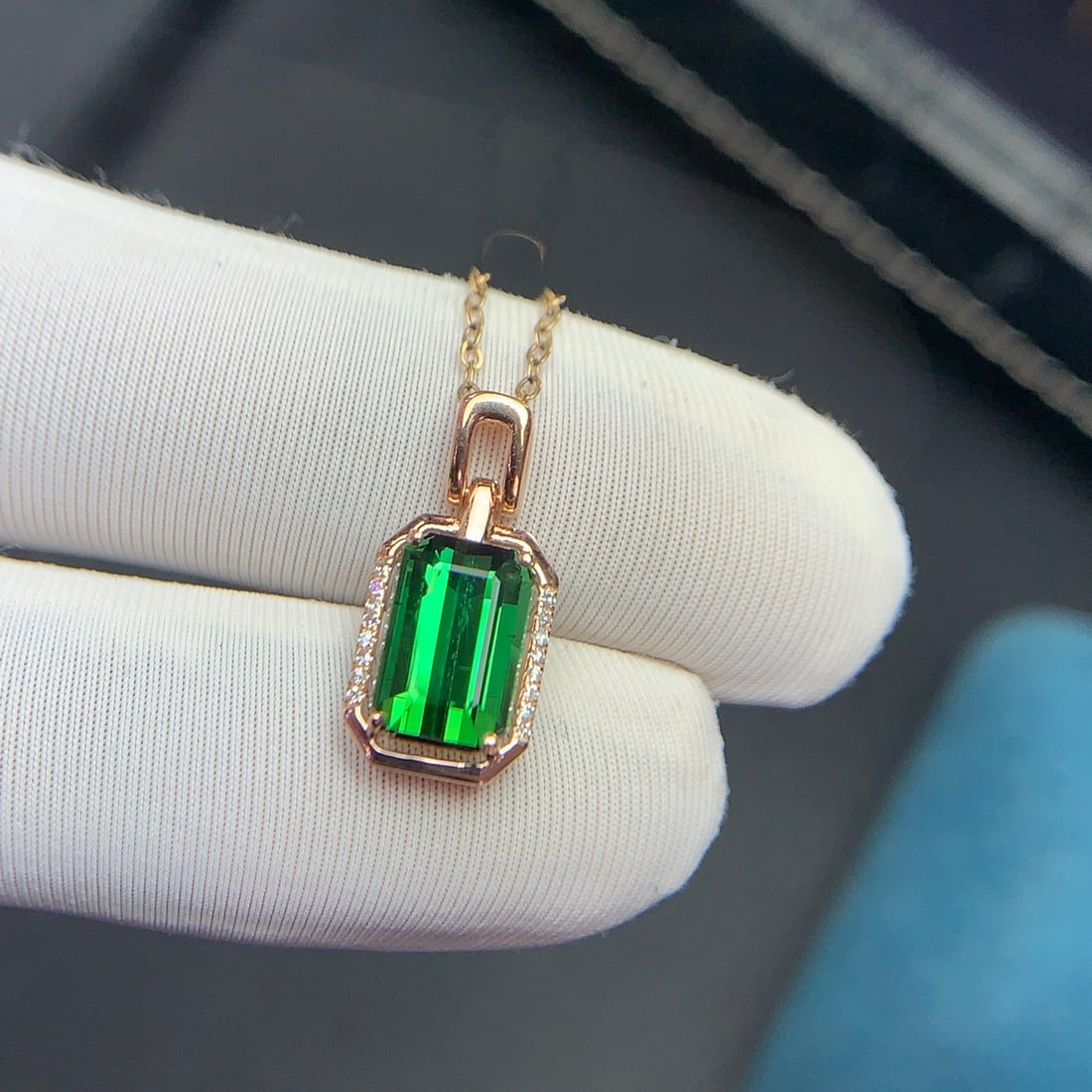 14k Gold 2.5 Ct Natural Tourmaline & Diamond Pendant( Without Chain ) - 4