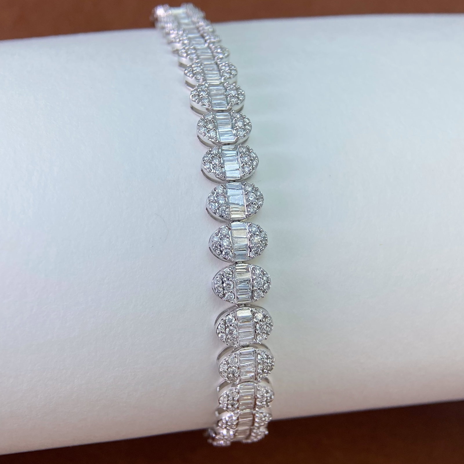 14k Gold 3.00 Ct Natural H Diamond Bracelet - 6