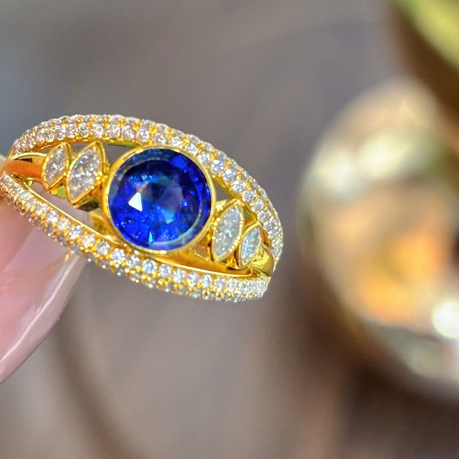 14k Gold 1 Ct Natural Sapphire & Diamond Ring - 3