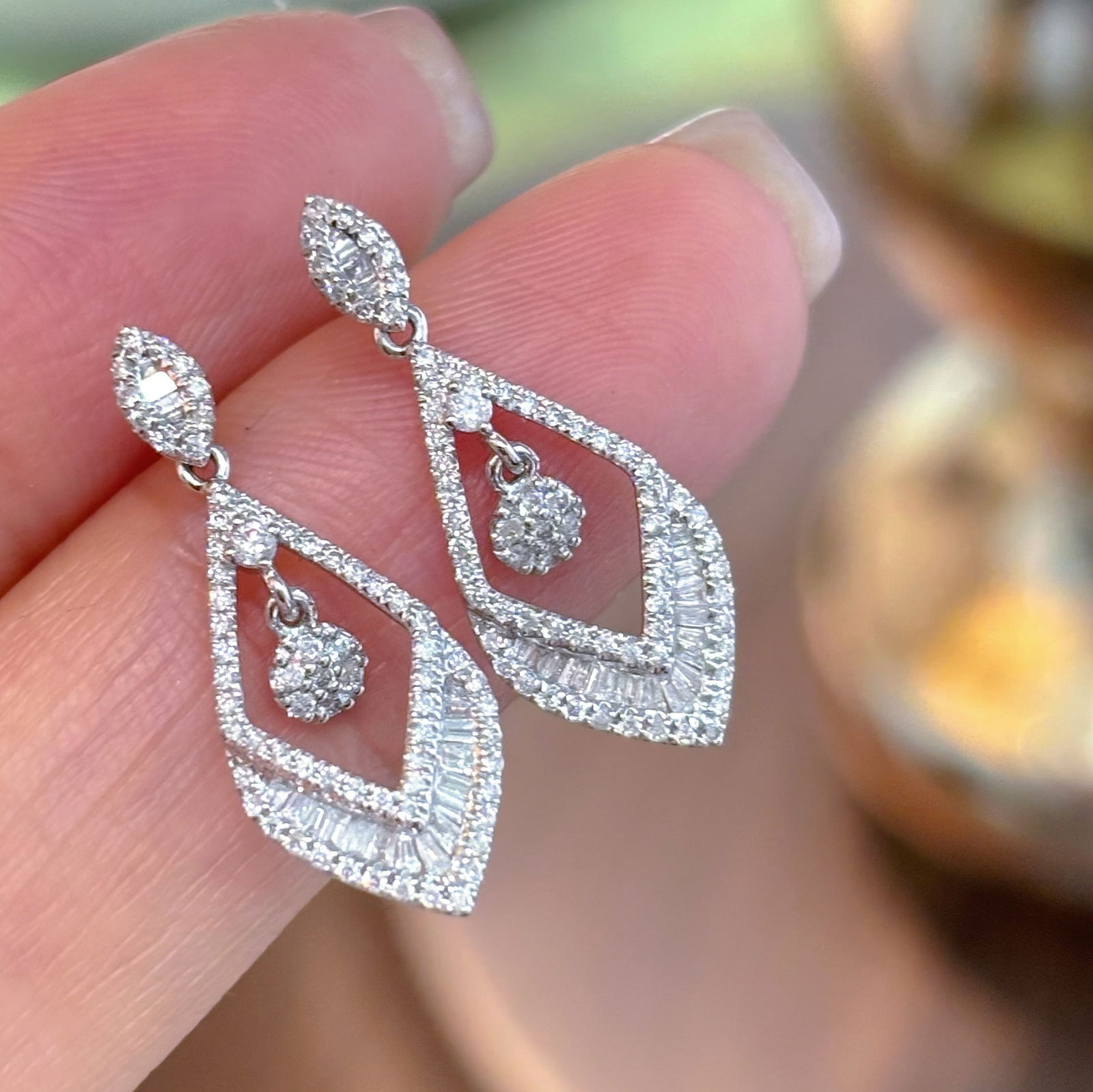 14k Gold 0.8 Ct Natural H Diamond Earrings - 4