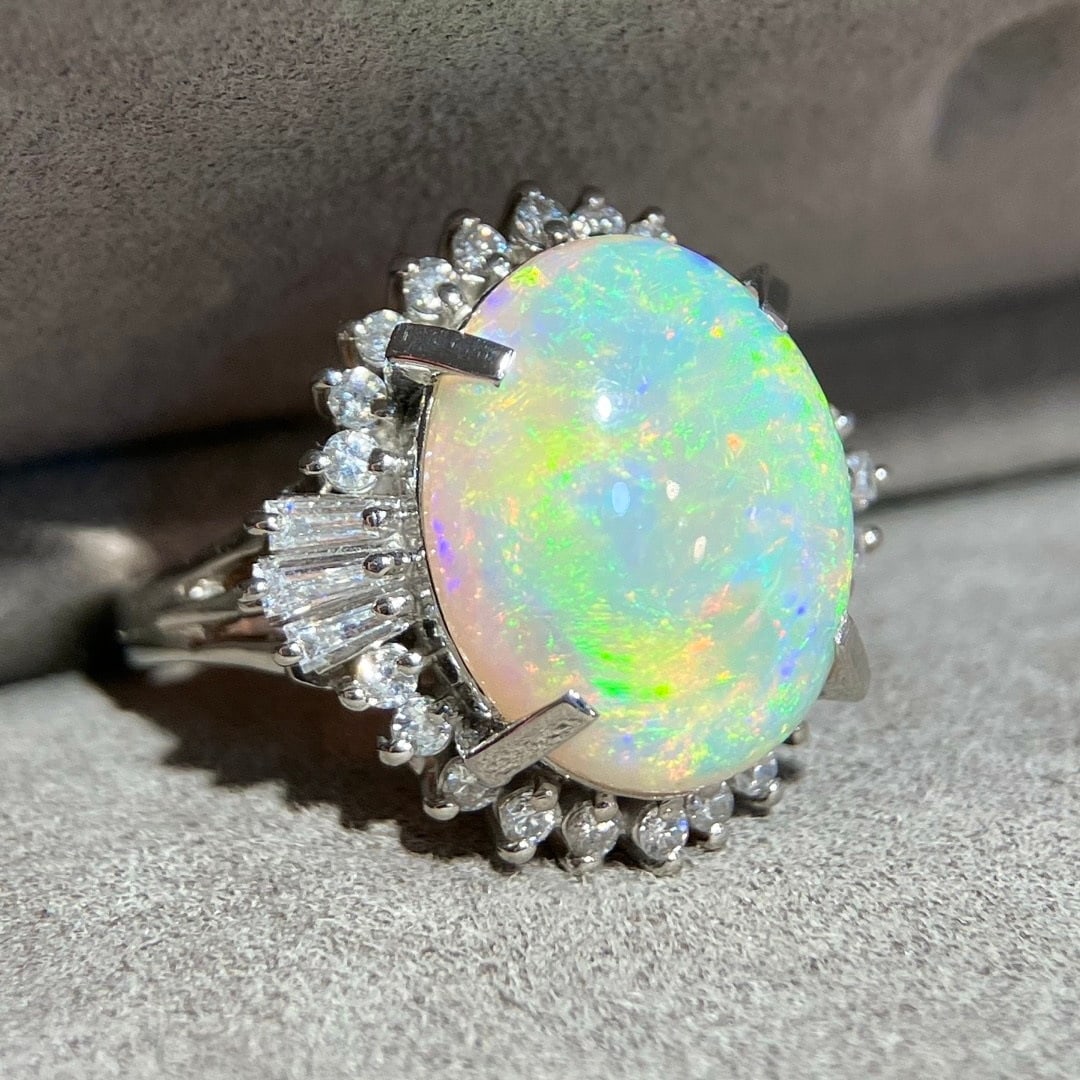 14k Gold 6.72 Ctw Natural Opal & Diamond Ring - 2