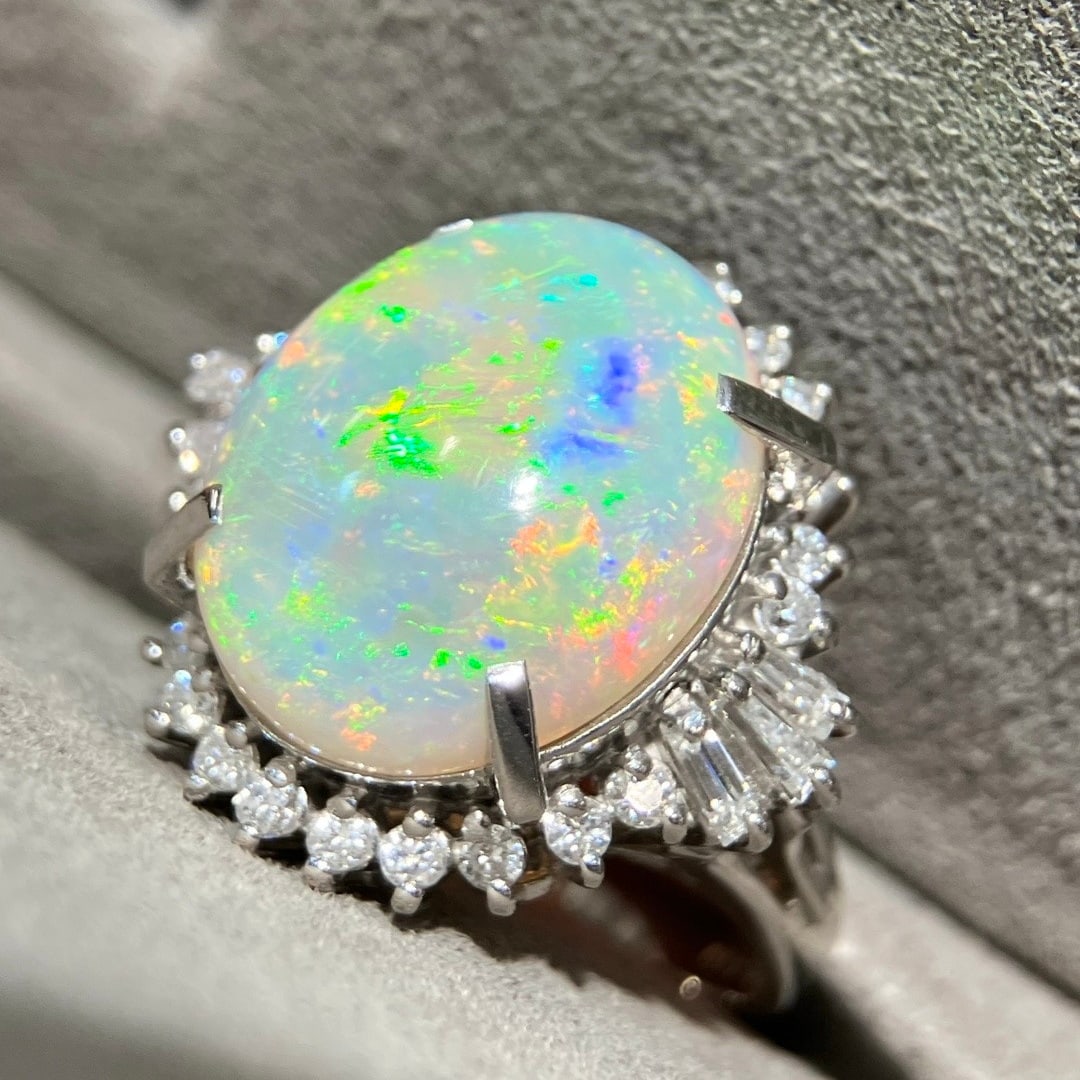 14k Gold 6.72 Ctw Natural Opal & Diamond Ring - 5
