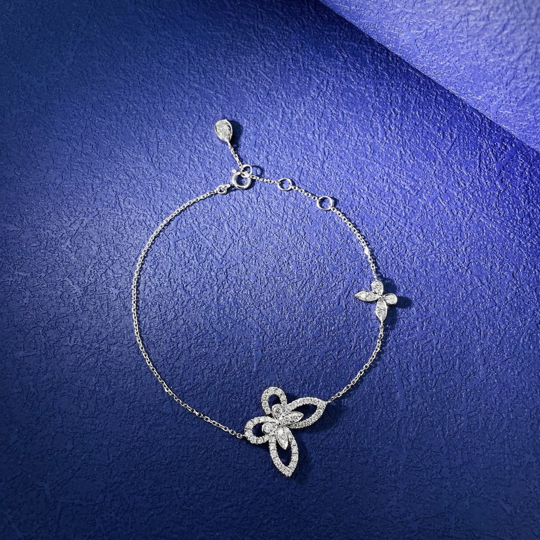 14k Gold 0.57 Ct Natural H Diamond Bracelet: Ref:231130140 // gold content:14k gold // main gemstone:diamond // shape:round // carat weight:0. 57ct // clarity grade:vs-si // color:h // treatment:natural // cut grade:g // Condition: NewLow