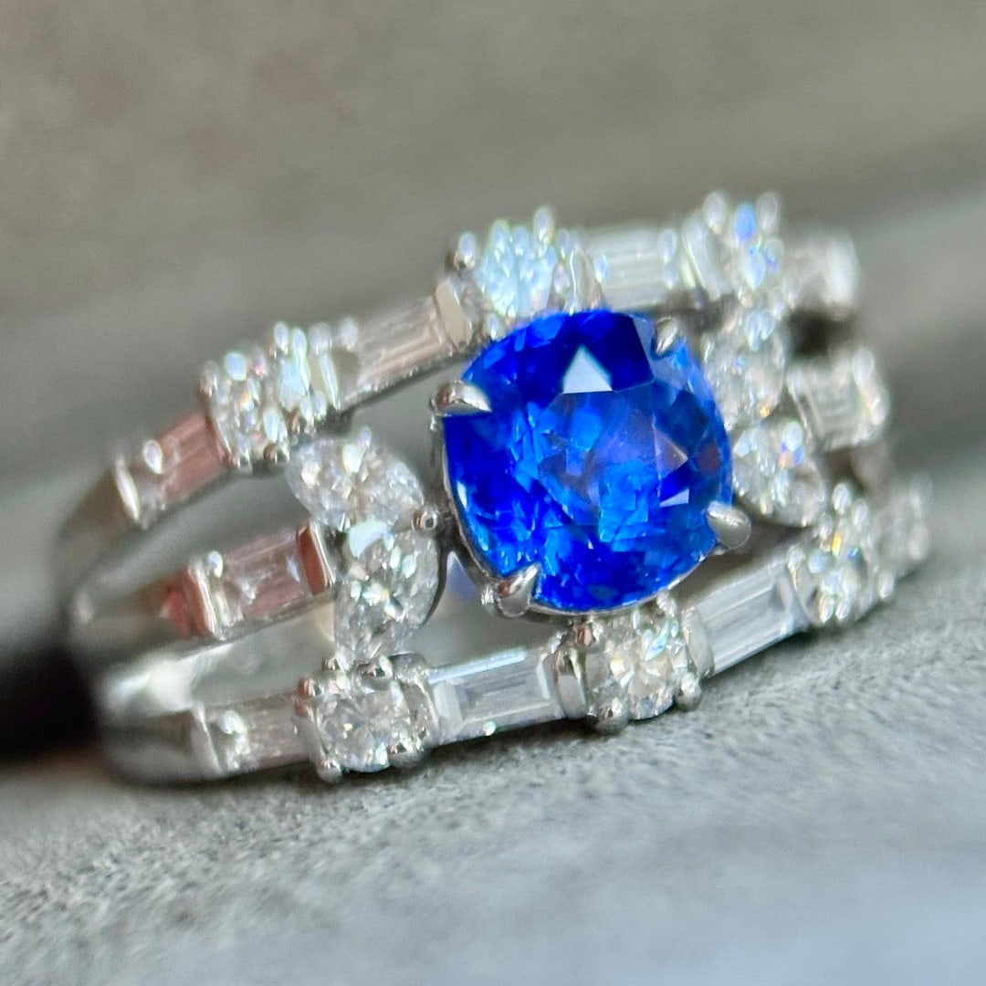 14k Gold 2.83 Ctw Natural Sapphire & Diamond Ring - 2