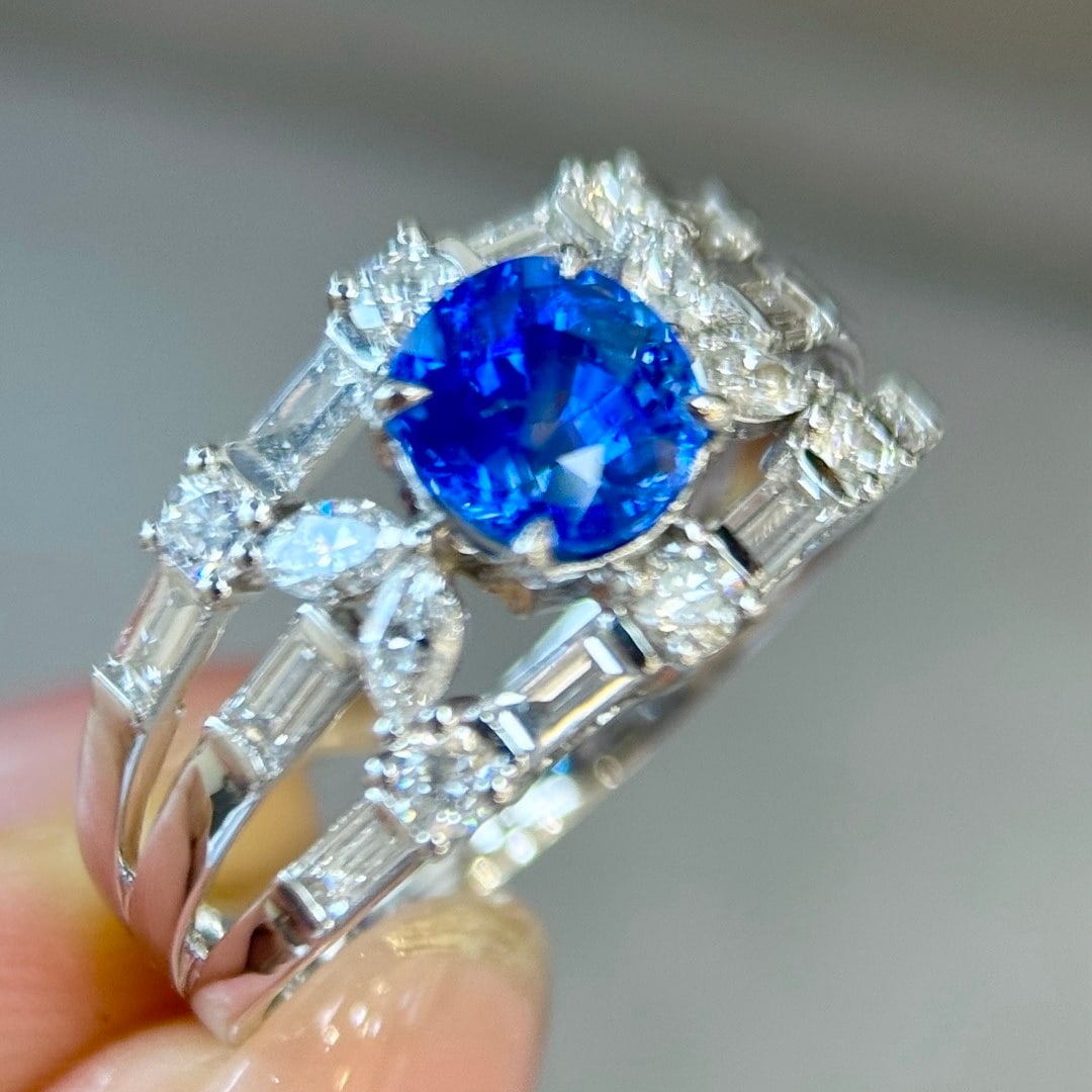 14k Gold 2.83 Ctw Natural Sapphire & Diamond Ring - 6