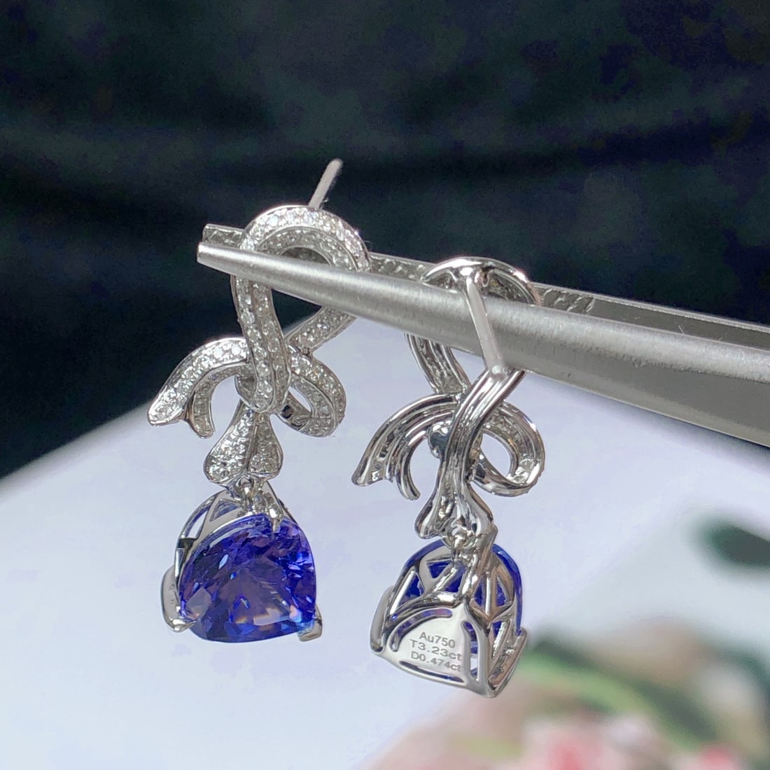 14k Gold 3.70 Ctw Natural Tanzanite & Diamond Earrings - 8