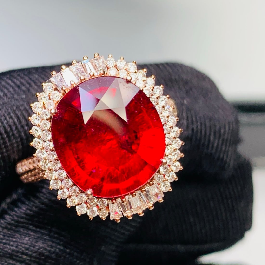 14k Gold 5.92 Ct Natural Tourmaline & Diamond Ring/pendant( Without Chain ): Ref:231130180 // gold content:14k gold // ring size:7. 25us // // main gemstone:tourmaline // shape:oval // carat weight:5. 92ct // color:red // treatment:natural // // adjacent gemstone 2 :