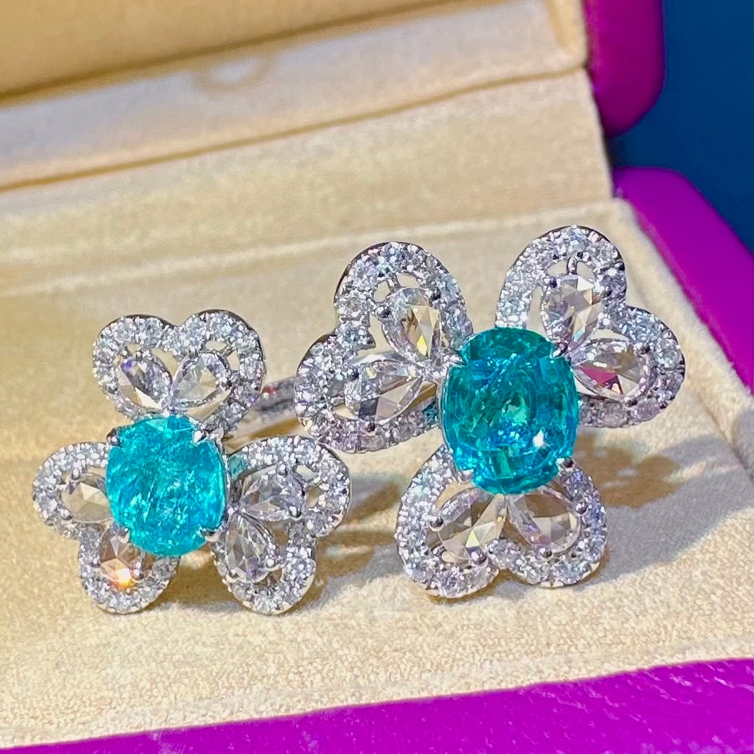14k Gold 3.43 Ctw Natural Paraiba Tourmaline & Diamond Ring - 2