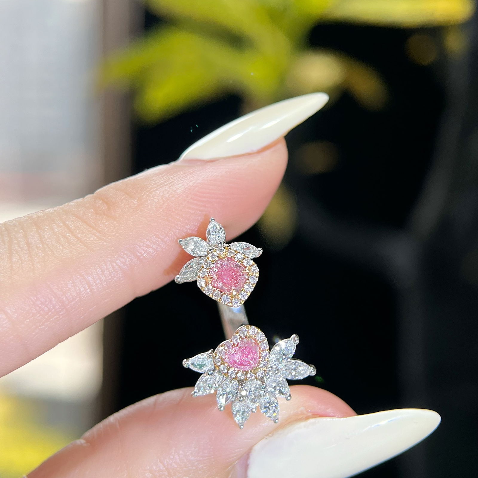 14k Gold 1.25 Ctw Natural Pink Diamond & Diamond Ring: Ref:231130213 // gold content:14k gold // ring size:7. 25us // // main gemstone:pink diamond // shape:multiple // carat weight:0. 44ct // color:pink // treatment:natural // // adjacent gemstone 2