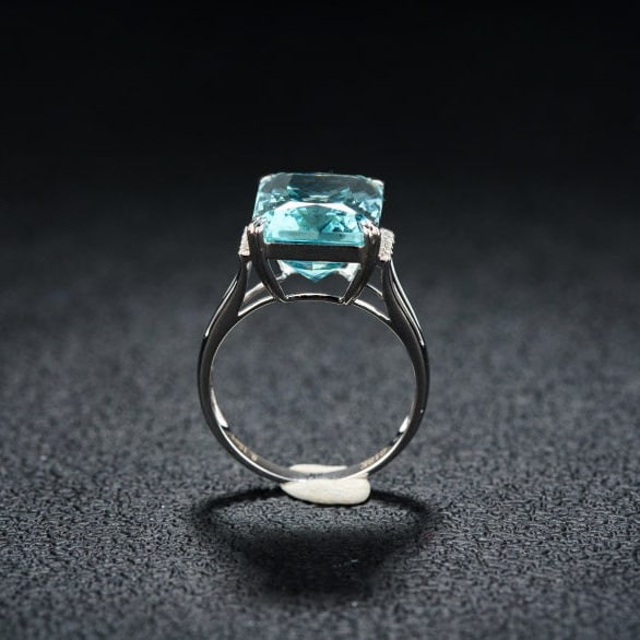 14k Gold 8.15 Ct Natural Aquamarine & Diamond Ring - 6