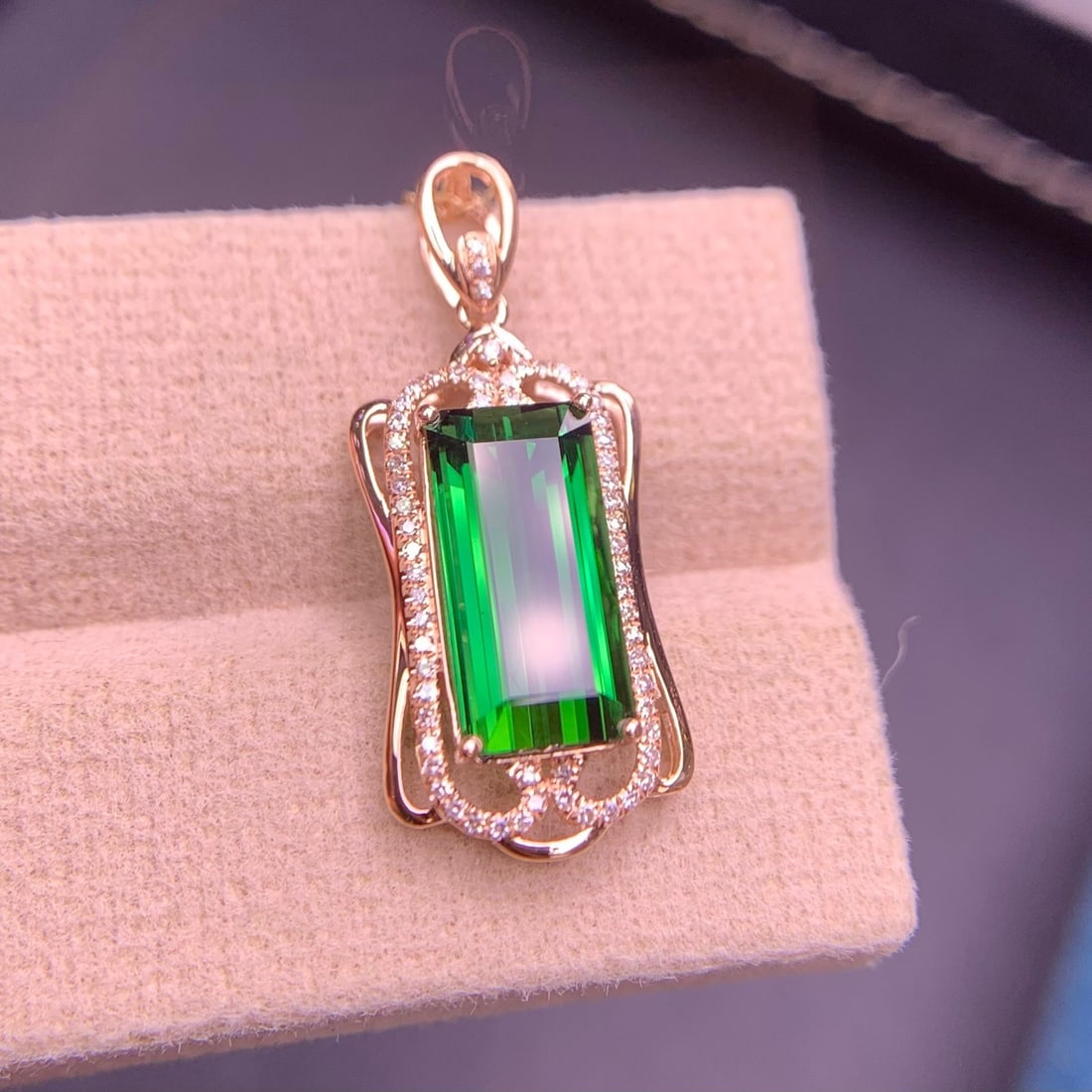 14k Gold 4.1 Ct Natural Tourmaline & Diamond Pendant( Without Chain ) - 5