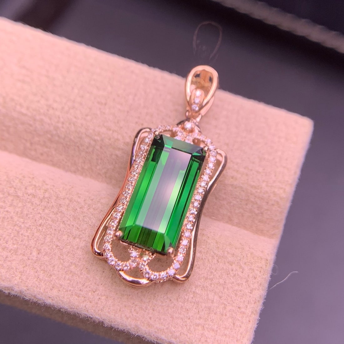 14k Gold 4.1 Ct Natural Tourmaline & Diamond Pendant( Without Chain ) - 8