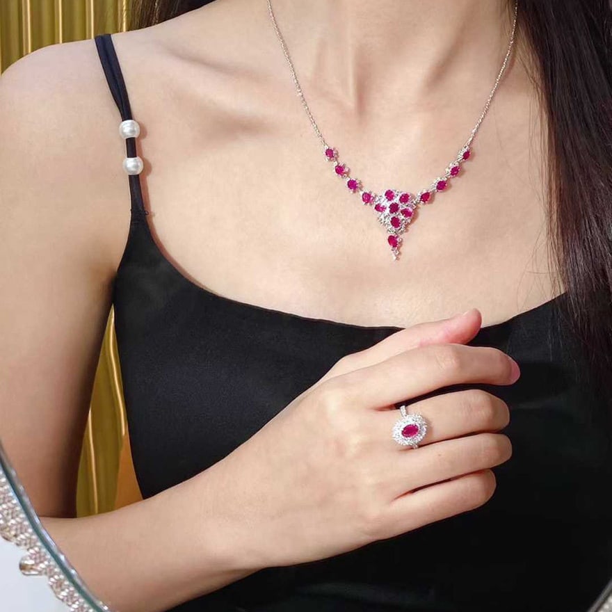 14k Gold 8.65 Ctw Natural Ruby & Diamond Necklace - 5