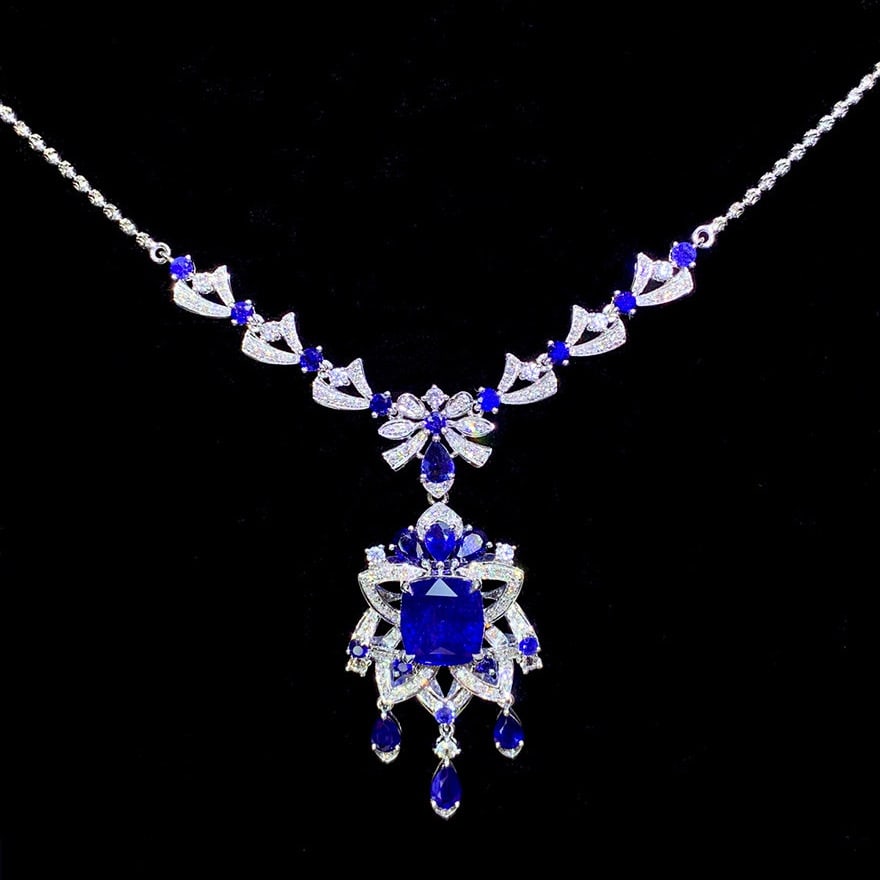 14k Gold 4.79 Ctw Natural Sapphire & Diamond Necklace: Ref:231130268 // gold content:14k gold // main gemstone:sapphire // shape:cushion // carat weight:4. 37ct // color:blue // treatment:natural // // adjacent gemstone 2 : diamond // number of
