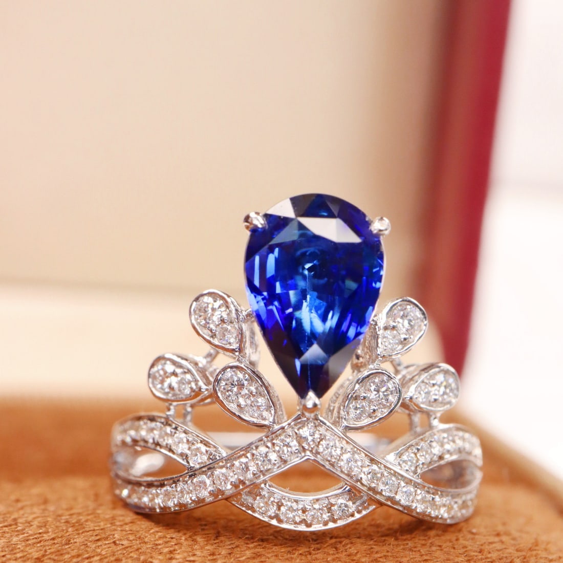 14k Gold 1.91 Ctw Vivid Blue Natural Sapphire & Diamond Ring - 2