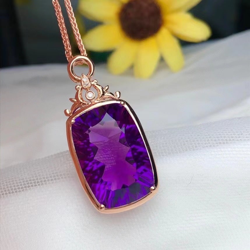 14k Gold 12.20 Ct Natural Amethyst & Diamond Pendant( Without Chain ): Ref:231130329 // gold content:14k gold // main gemstone:amethyst // shape:cushion // carat weight:12. 20ct // color:purple // treatment:natural // // adjacent gemstone 2 : diamond // number of