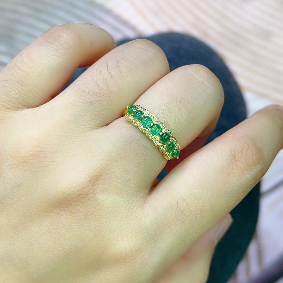 14k Gold 1.00 Ct Natural Emerald & Diamond Ring - 4