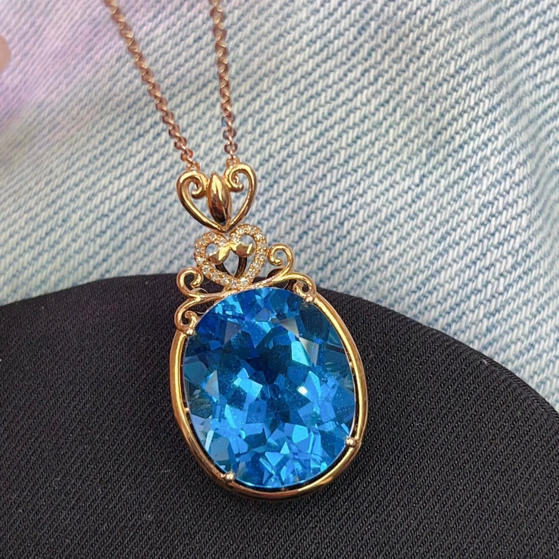 14k Gold 21.70 Ct Natural Topaz & Diamond Pendant( Without Chain ) - 5