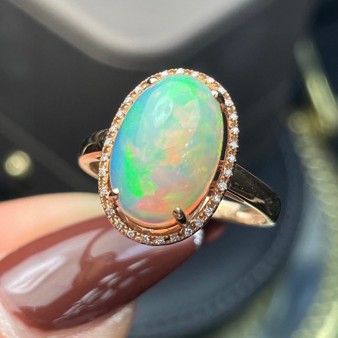 14k Gold 4.07 Ct Natural Opal & Diamond Ring - 4