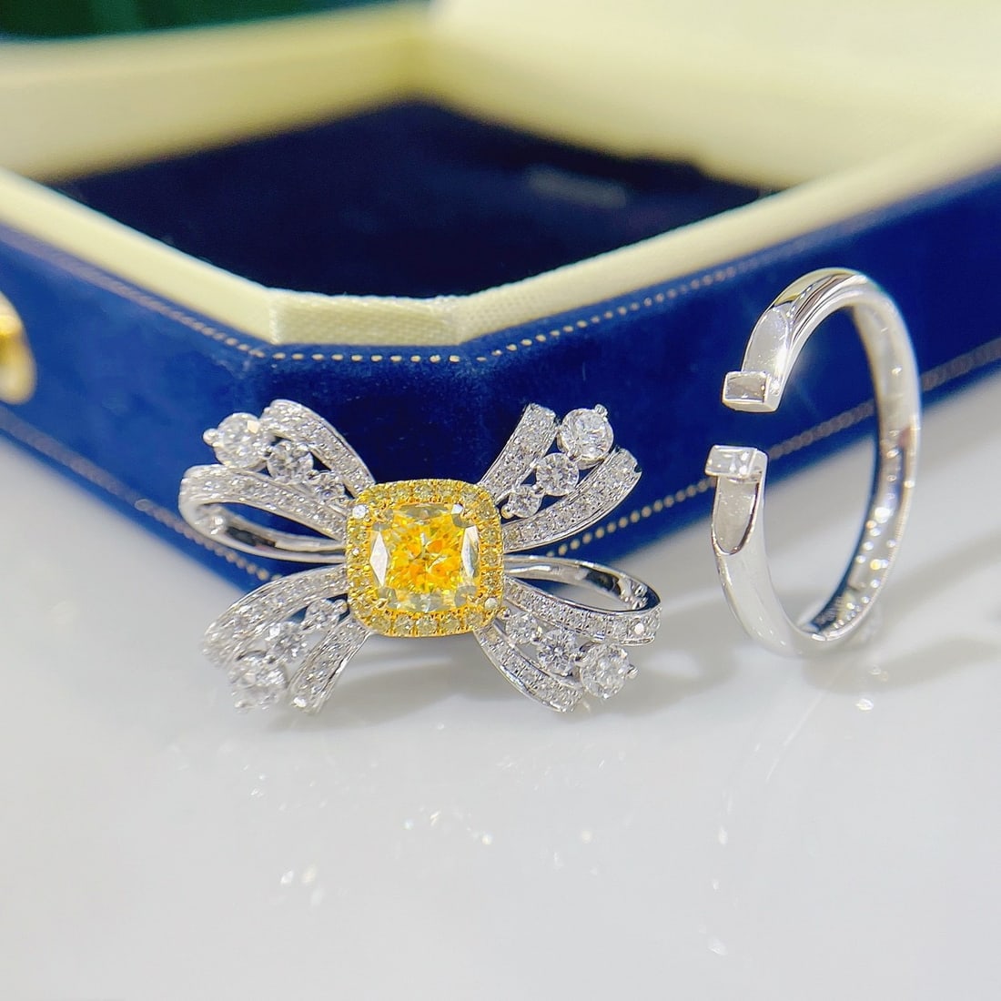 14k Gold 1.87 Ctw Natural Yellow Diamond & Diamond Ring/pendant( Without Chain ) - 4